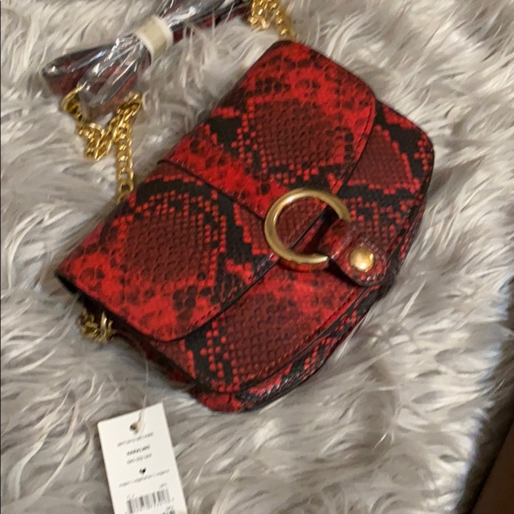 Crossbody bag